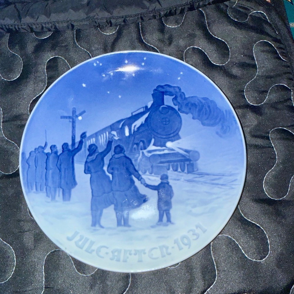 Bing & Grondahl Danish Rare - Christmas Plate 1931
